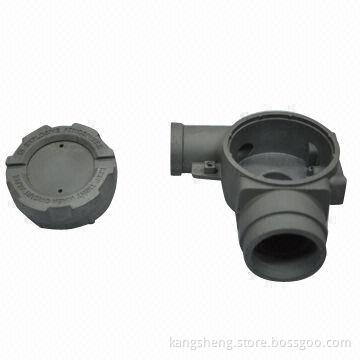 Die-casted Valve Base, CNC Lathing, Milling, Painting is Optional, Made of ADC12, A380 or Equivalent